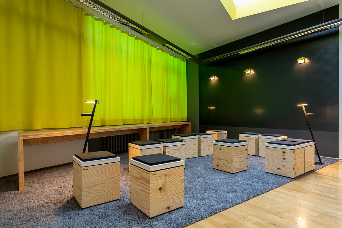 oddity Agile Workspace Perspektive mit flexiblen Module Bene PIXEL Variante 1