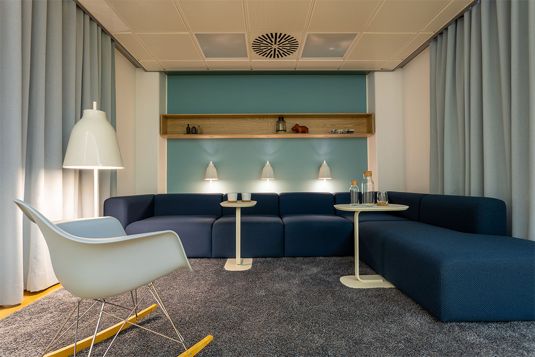 oddity Agile Workspace Perspektive Vorhang offen