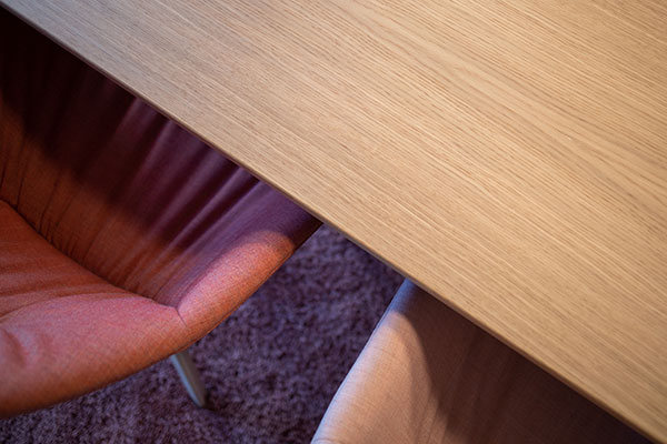 Tisch: Join Conference von Vitra, Stühle: About A Chair Soft von HAY