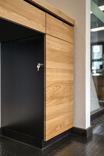 Individueller Container Eiche massiv